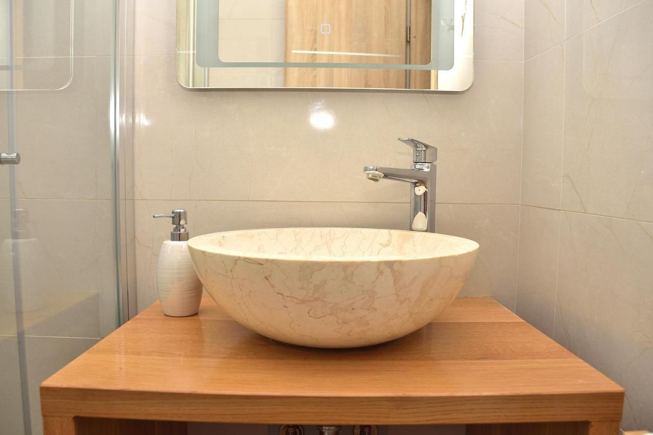 Apartment Leonora Vodice Buitenkant foto