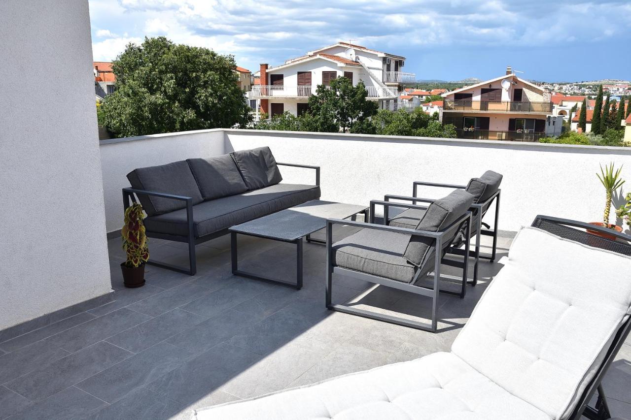 Apartment Leonora Vodice Buitenkant foto