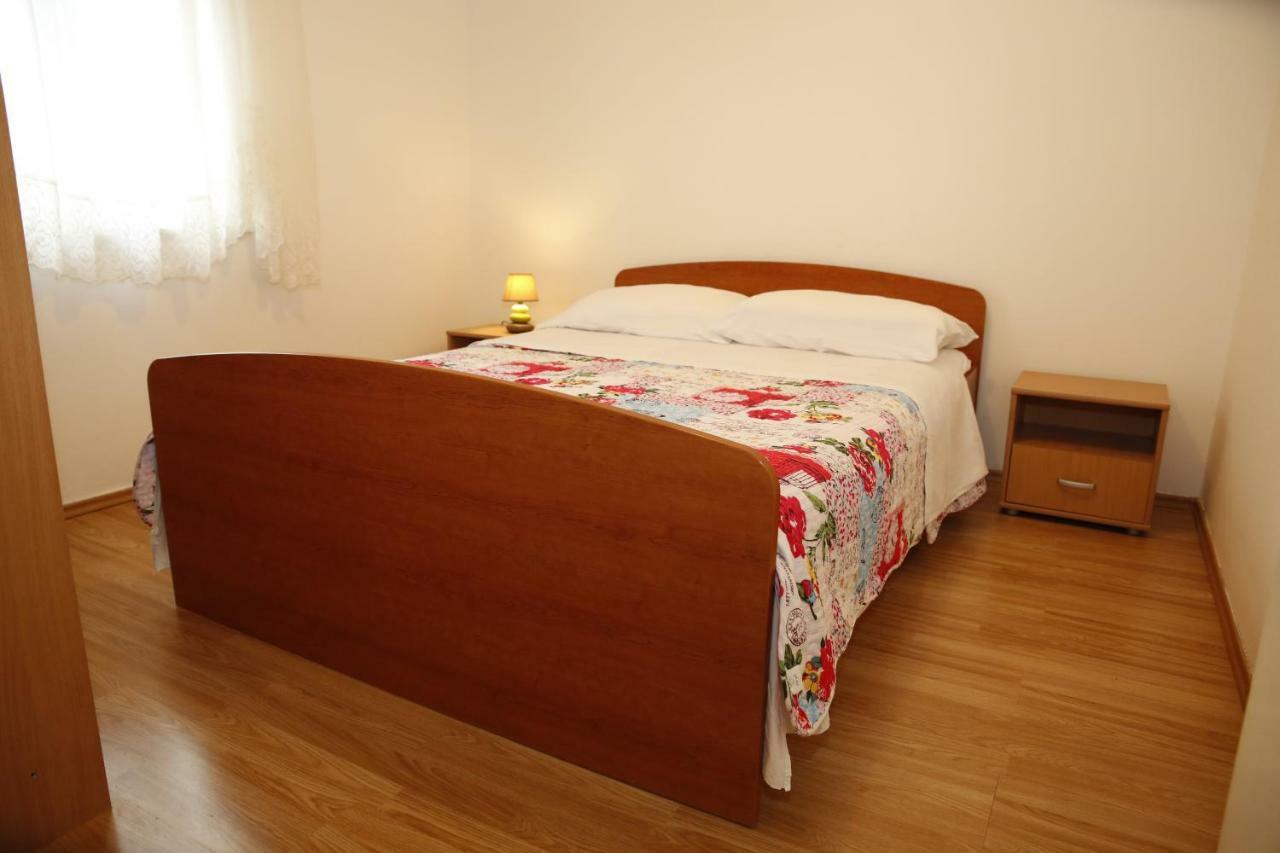 Apartment Leonora Vodice Buitenkant foto