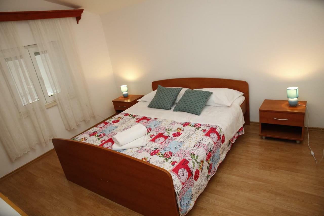 Apartment Leonora Vodice Buitenkant foto